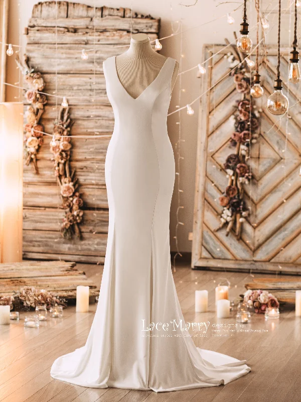 CLEMENTINE / Simple and Elegant Wedding Dress